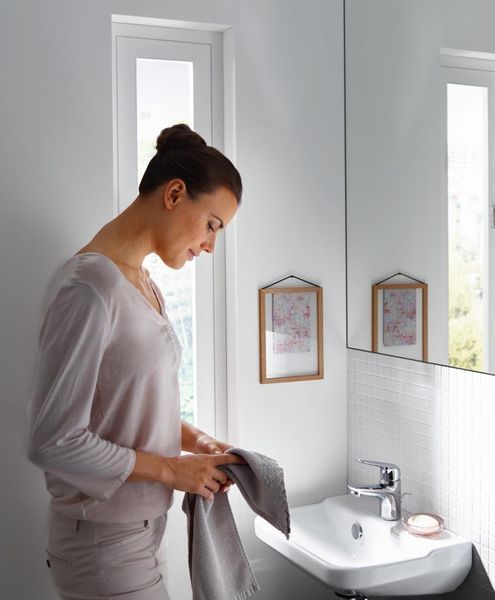 Змішувач hansgrohe Novus для раковини одноважільний без зливного гарнітура, хром 71021000 71021000 фото