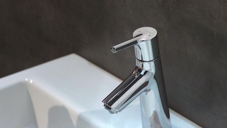 Смеситель hansgrohe Talis S для раковины с сливным гарнитуром, хром 72015000 72015000 фото