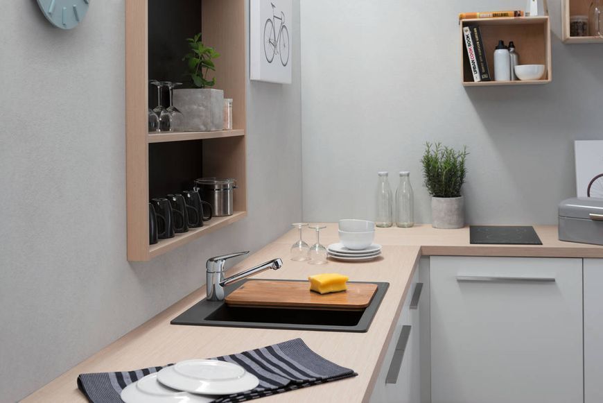 Смеситель hansgrohe Focus M42 для кухонной мойки 71808000 71808000 фото