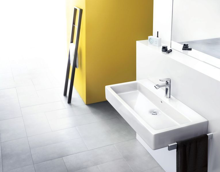 Смеситель hansgrohe Metris для раковины со средним изливом и сливным гарнитуром, хром 31080000 31080000 фото