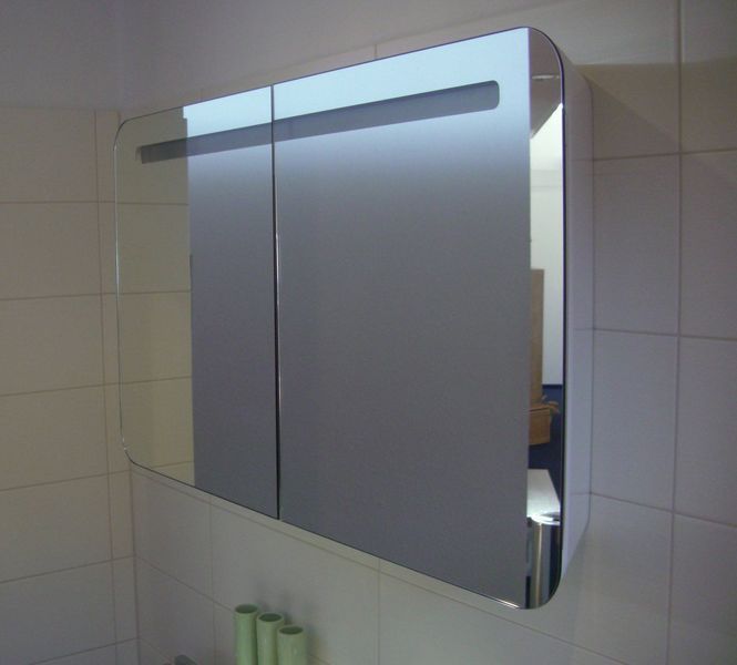 Duravit PURA VIDA Дзеркальна шафа з підсвічуванням 100x18, 8х62см, білий глянсовий, PV9425/85/85 PV9425/85/85 фото