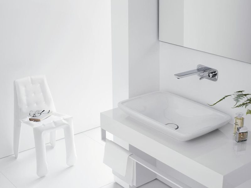 Змішувач hansgrohe PuraVida для настінної раковини з довгим виливом, білий/хром 15085400 15085400 фото